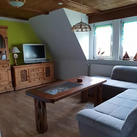 Kranichnest Mit Huehnerhof Apartment Zingst