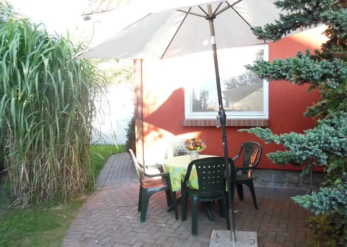 Kranichnest Mit Huehnerhof * Zingst