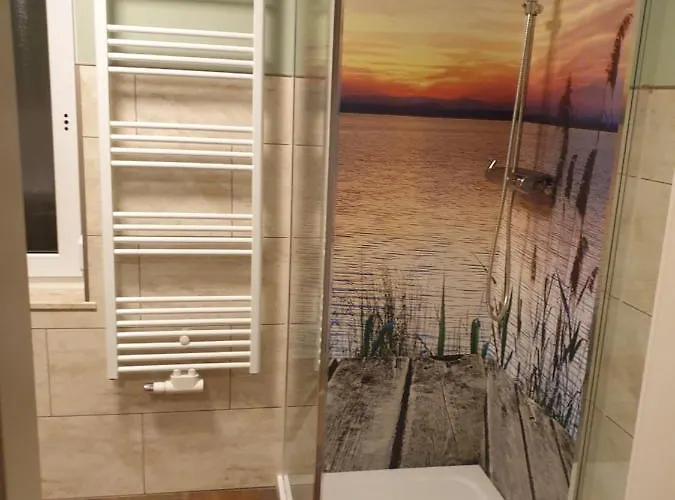 Kranichnest Mit Huehnerhof Zingst