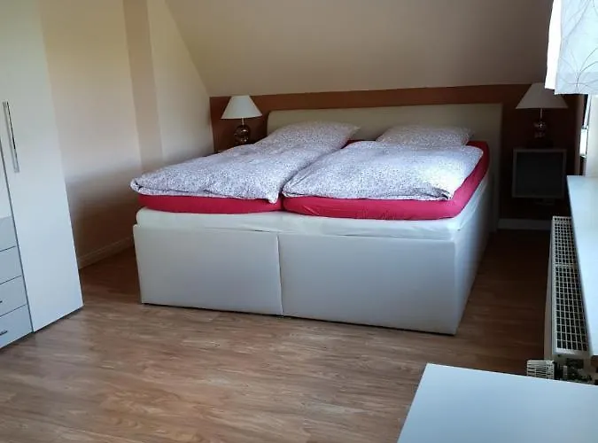 Kranichnest Mit Huehnerhof Zingst